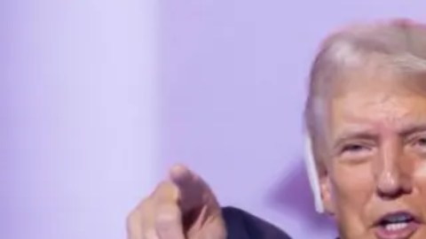 Trump y su esposa Melania en la convención el jueves.