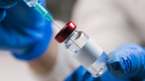 Vacuna contra el VIH podría costar solo 40$, dicen investigadores