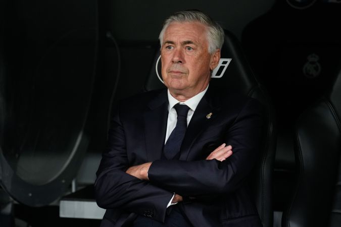 El entrenador italiano del Real Madrid, Carlo Ancelotti, no está para nada contento con el desempeño de su equipo en este arranque de temporada en el campeonato español.
