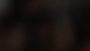 Paris (France), 06/08/2024.- Dennis Schroder of Germany (L) in action against Giannis Antetokounmpo of Greece (R) during the Men quarterfinal match between Greece and Germany of the Basketball competitions in the Paris 2024 Olympic Games, at the Bercy Arena in Paris, France, 06 August 2024. (Baloncesto, Francia, Alemania, Grecia) EFE/EPA/CAROLINE BREHMAN