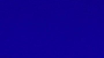 El siete veces campeón de la F1, Lewis Hamilton, saluda a su amigo Miles Chamley-Watson quien compitió con el equipo de Estados Unidos este lunes en la esgrima olímpica.