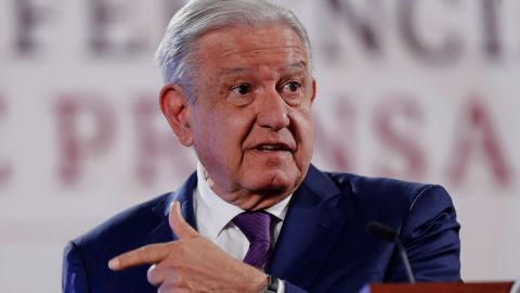 AMLO tacha de "especulación" las alertas económicas sobre su reforma judicial