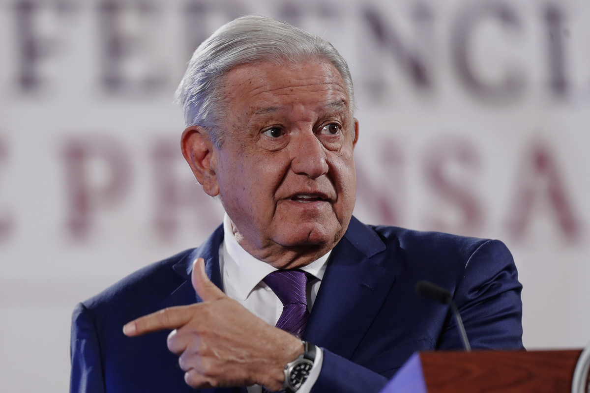 AMLO tacha de "especulación" las alertas económicas sobre su reforma judicial