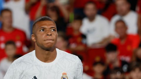 El astro francés Kylian Mbappé viene de debutar con el Real Madrid en LaLiga este fin de semana en un empate contra el Mallorca.