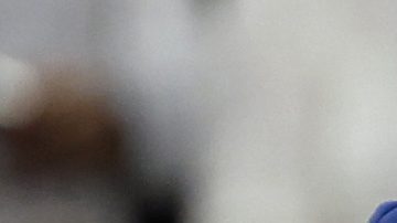 Paris (France), 10/08/2024.- LeBron James of the US celebrates ahead of the Men's medal ceremony of the Basketball competitions in the Paris 2024 Olympic Games, at the South Paris Arena in Paris, France, 10 August 2024. (Baloncesto, Francia) EFE/EPA/CAROLINE BREHMAN