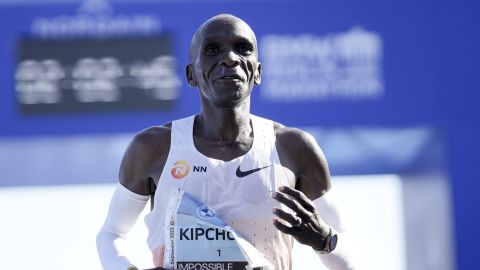 Kenya's Eliud Kipchoge crosses the line to win the men's division of the Berlin Marathon in Berlin, Germany, Sunday, Sept. 24, 2023. (AP Photo/Markus Schreiber)