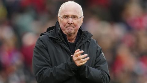 Former England manager Sven-Goran Eriksson applauds the crowd after an exhibition soccer match between Liverpool Legends and Ajax Legends at Anfield Stadium, Liverpool, England, Saturday March 23, 2024. Former England boss Eriksson, who is a lifelong Liverpool fan, disclosed his terminal cancer diagnosis in January. (AP Photo/Jon Super)
