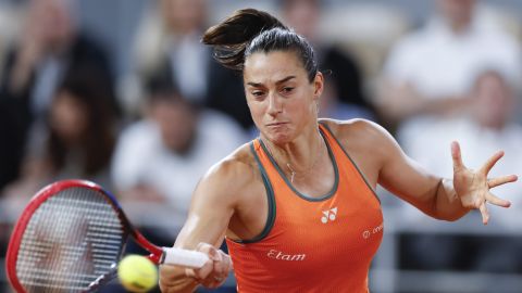 France's Caroline Garcia plays a shot against Sofia Kenin of the U.S. during their second round match of the French Open tennis tournament at the Roland Garros stadium in Paris, Wednesday, May 29, 2024. (AP Photo/Jean-Francois Badias)