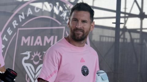 Inter Miami forward Lionel Messi arrives for the team's MLS soccer match against Atlanta United on Wednesday, May 29, 2024, in Fort Lauderdale, Fla. (AP Photo/Lynne Sladky)