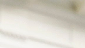 Organizaciones civiles destacan el trabajo de Tim Walz a favor de inmigrantes.