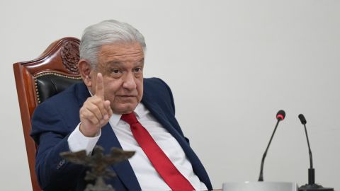 AMLO dice que la relación sigue con EE.UU. y Canadá pese a "pausa" con embajadas