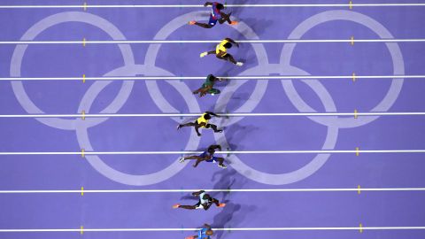 Noah Lyles se llevó la medalla de oro.