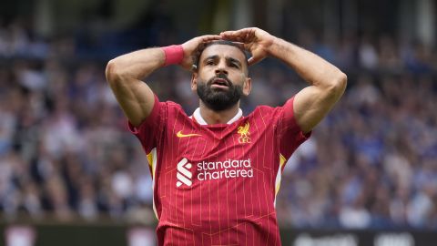 Liverpool's Mohamed Salah reacts after a mised opportunity during the English Premier League soccer match between Ipswich Town and Liverpool at Portman Road stadium in Ipswich, England, Saturday, Aug. 17, 2024. (AP Photo/Alastair Grant)