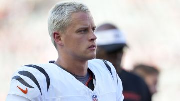 Cincinnati Bengals quarterback Joe Burrow warms up before an NFL preseason football game against the Tampa Bay Buccaneers Saturday, Aug. 10, 2024, in Cincinnati. (AP Photo/Jeff Dean)