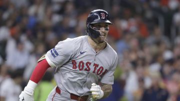 Boston Red Sox' Jarren Duran during a baseball game against the Houston Astros Monday, Aug. 19, 2024, in Houston. (AP Photo/Michael Wyke)