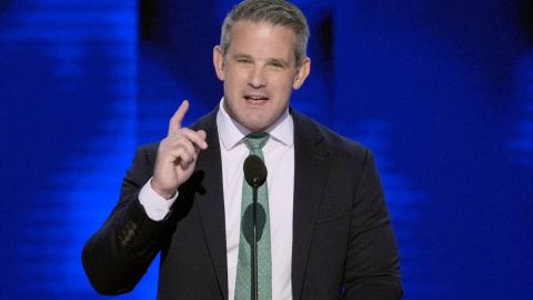 Adam Kinzinger, exrepresentante por Illinois