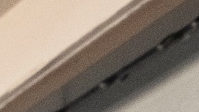 Sergio Barajas y Tiare Martínez posan para un retrato afuera de su restaurante Bandoleros Café en Huntington Beach.