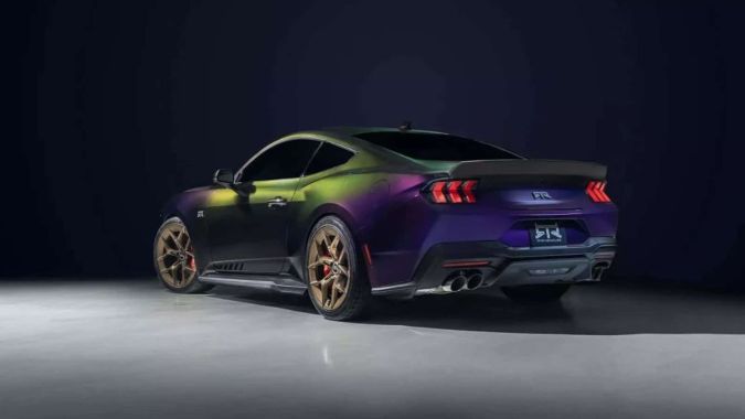Ford Mustang RTR Mystichrom otro angulo