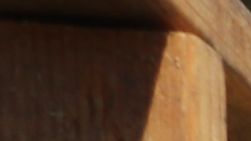 Los jóvenes construyeron una pequeña casa.