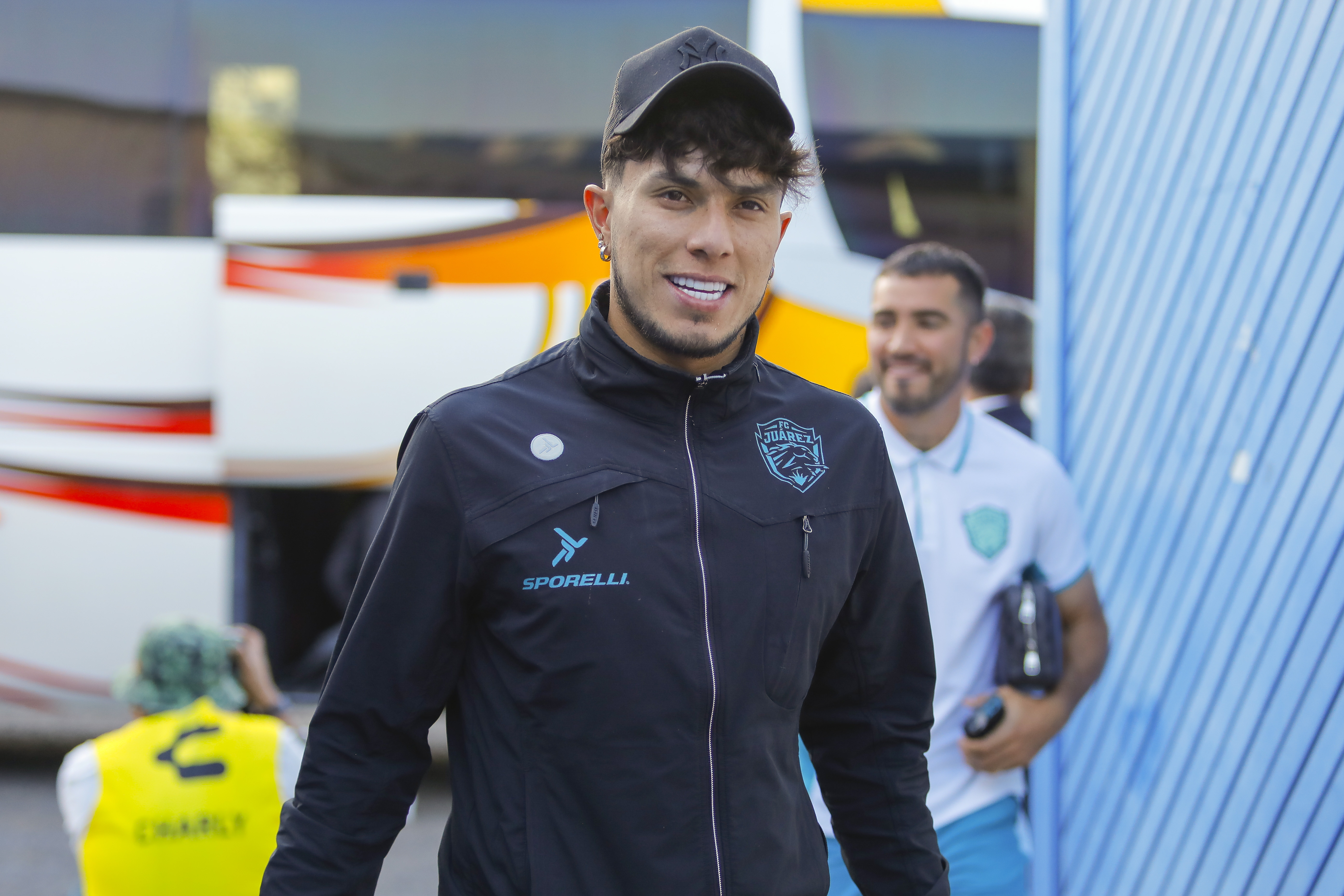 Querétaro, Querétaro, 19 de marzo de 2023. Carlos Salcedo, durante el partido de la jornada 12 del torneo Clausura 2023 de la Liga BBVA MX, entre los Gallos Blancos del Querétaro y los Bravos de FC Juárez, celebrado en el estadio La Corregidora. Foto: Imago7/ Víctor Pichardo