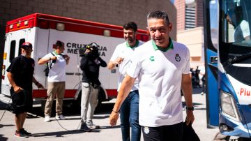 Tijuana, Baja California. 18 de Agosto de 2024. Ignacio Ambriz, Director Técnico , durante el partido correspondiente a la jornada 8 del torneo Apertura 2024 de la Liga BBVA MX, entre los Xolos de Tijuana y los Guerreros de Santos Laguna, celebrado en el estadio caliente. Foto: Imago7/Alejandro Gutiérrez Mora