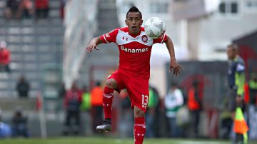 Christian Cueva durante un partido con el Toluca de la Liga MX.