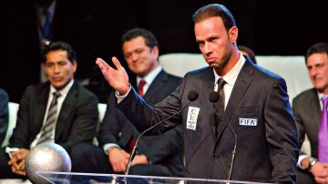 Pachuca, Hidalgo, 13 de noviembre de 2012.-Luis Alberto Álvez "Zague", durante la ceremonia de Investidura 2012 en el Salón de la Fama Pachuca-México.Foto: Imago 7 / Misael Valtierra