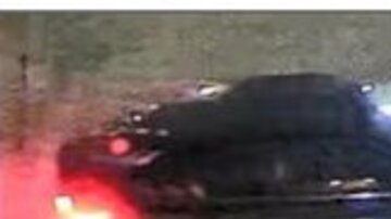 Imágenes publicadas por la policía de Los Ángeles en relación con el crimen del actor Johnny Wactor (der.).