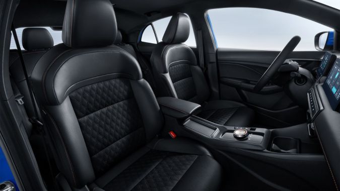 MG3 Hybrid+ por dentro