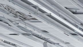 Polestar tiene una estrategia que contradice a Tesla