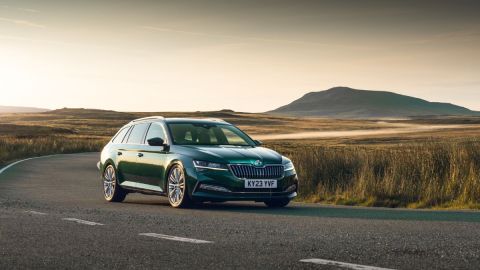 Por esto resalta el Skoda Superb Sleeper Edition