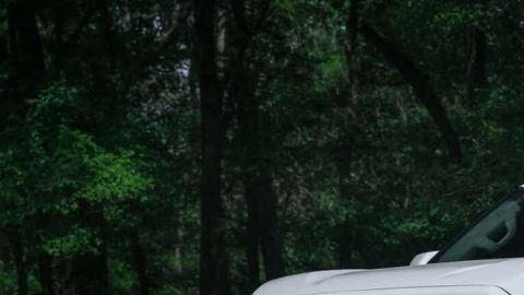 Toyota Tundra toma abierta