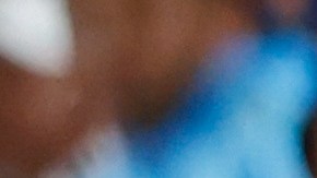 El italiano Carlo Ancelotti dando instrucciones durante el encuentro de este sábado entre Real Madrid y FC Barcelona.