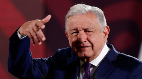 AMLO tacha de "especulación" las alertas económicas sobre su reforma judicial