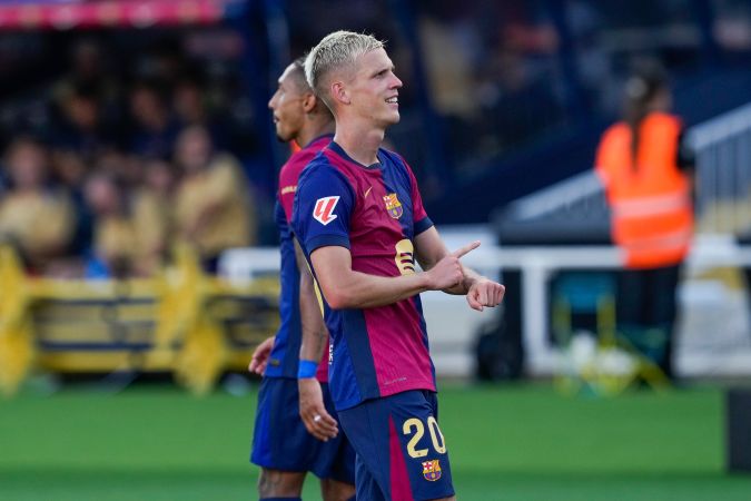 El mediocampista español Dani Olmo anotó su segundo gol con el FC Barcelona en su segunda presentación con el cuadro catalán.