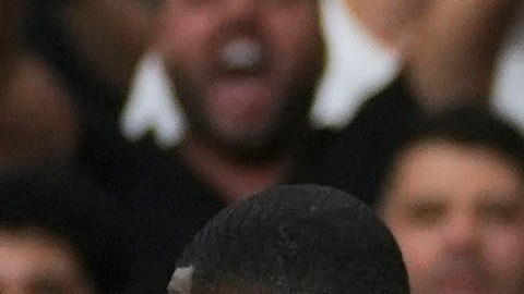Kylian Mbappé celebrando con Fede Valverde autor del primer gol del Real Madrid.