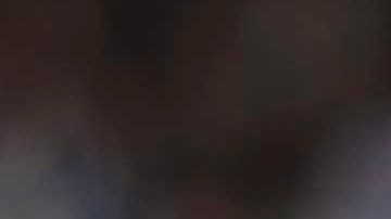Santiago Giménez saludando a los aficionados después de la victoria del Feyenoord de este fin de semana en la Eredivisie.