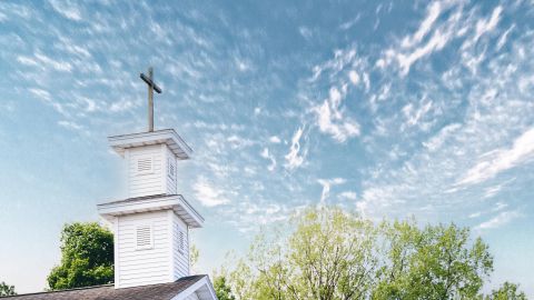 La Iglesia de Texas está comprometida a realizar los cambios necesarios a medida que avanzan y continúan investigando la situación.