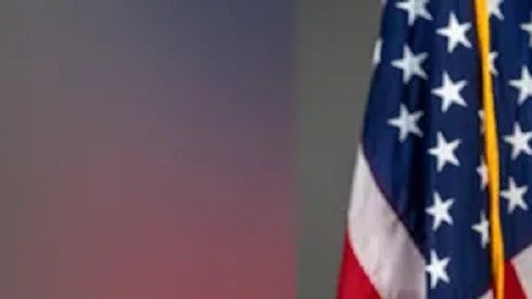 Julie Ann Sulpizio, de 48 años, está acusada de asesinato premeditado en primer grado de un agente de la ley de Florida.