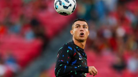 Cristiano Ronaldo durante un calentamiento con la Selección de Portugal antes de un partido de la UEFA Nations League en Lisboa.