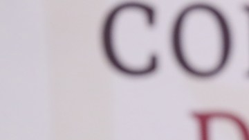 AMLO afirma que no invitar al rey de España es para que haya "respeto a México"