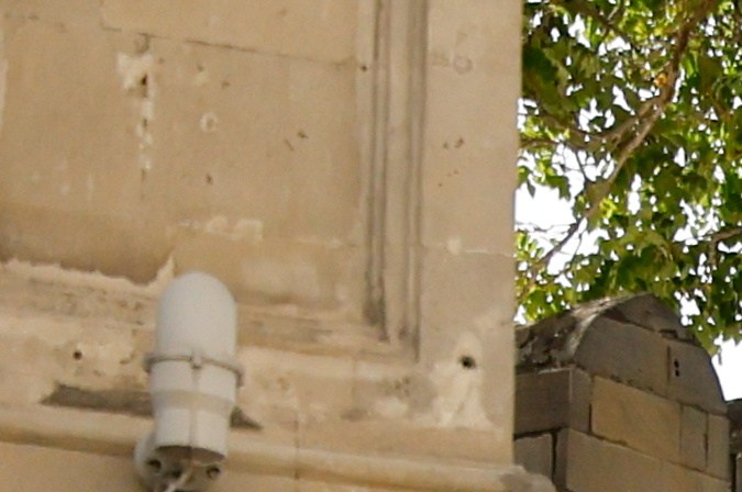 El mexicano de Red Bull, Sergio "Checo" Pérez durante su actuación de este viernes en las prácticas libres de cara al Gran Premio de Azerbaiyán.