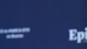 MEX7670. LEÓN (MÉXICO), 03/09/2024.- El exfutbolista paraguayo José Luis Chilavert saluda durante la Alfombra Azul previo a la Investidura 2024 al Salón de la Fama del fútbol Nacional e Internacional este martes, en la ciudad de León (México). Los argentinos Juan Román Riquelme y Diego Simeone, el chileno Iván Zamorano y el paraguayo José Luis Chilavert encabezaron la generación 2024 de leyendas que ingresaron al Salón de la Fama del Fútbol Internacional que está avalado por FIFA y se encuentra en México. EFE/ Luis Ramírez