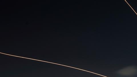 Israel intercepta misil de Hezbolá dirigido a Tel Aviv