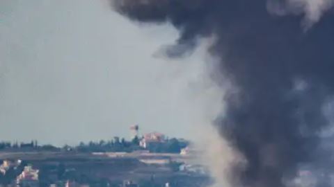 Israel continúa ataques contra el sur de Beirut, en Líbano