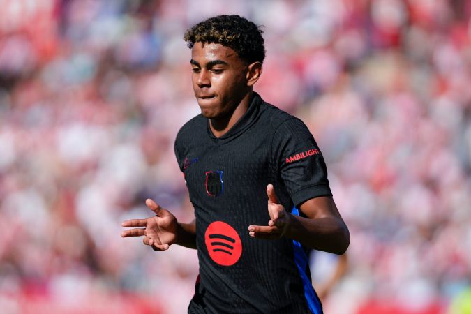 El gran comienzo de temporada que está teniendo el FC Barcelona se debe en buena parte al importante aporte ofensivo que está teniendo Lamine Yamal.