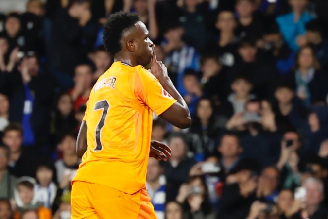 El brasileño Vinícius Júnior mandando a callar a los aficionados de la Real Sociedad después de marcar de penal en la victoria del Real Madrid por LaLiga el pasado fin de semana.