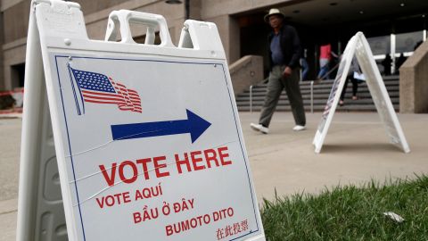 Muchos latinos no son plenamente conscientes de la importancia de su participación en el proceso electoral.