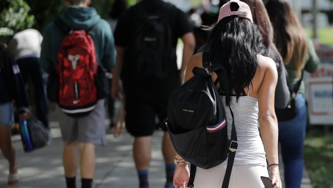 Aleysha Ortiz fue promovida de grado en grado por sus profesores sin conocer su condición.
