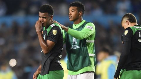 El Atlético Nacional iba ganando 2-0 en el Estadio de Fútbol Atanasio Girardot.